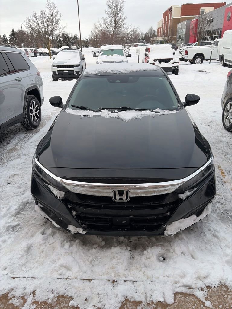 Used 2018 Honda Accord Touring image 3