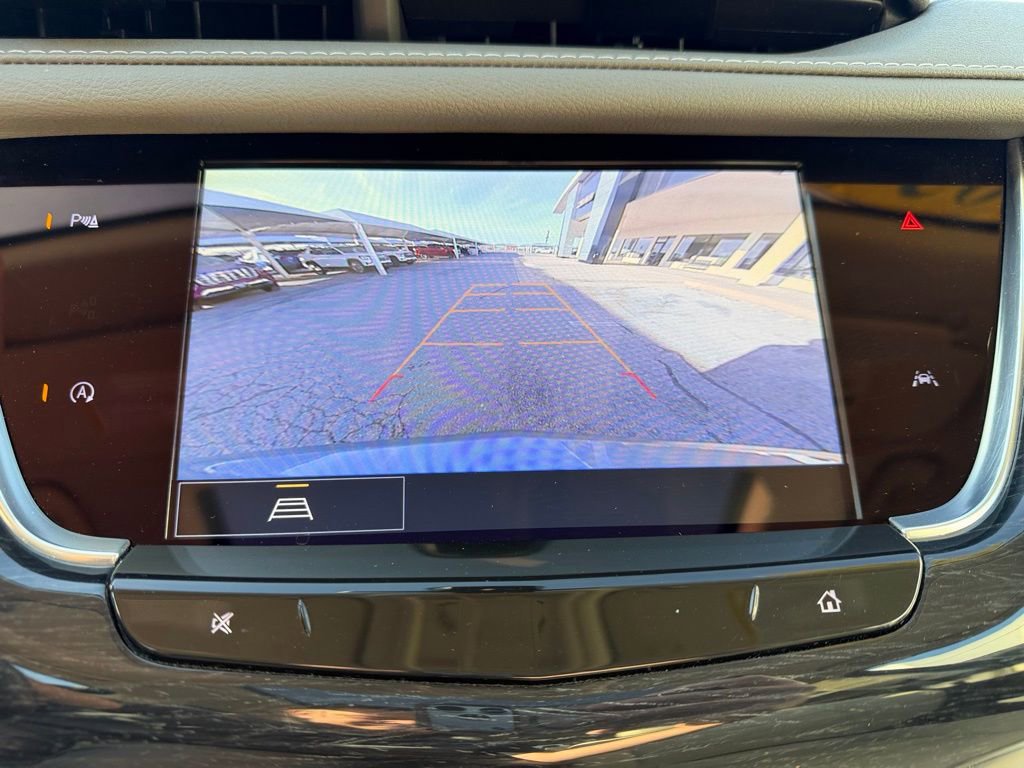 Used 2024 Cadillac XT6 Premium Luxury image 16
