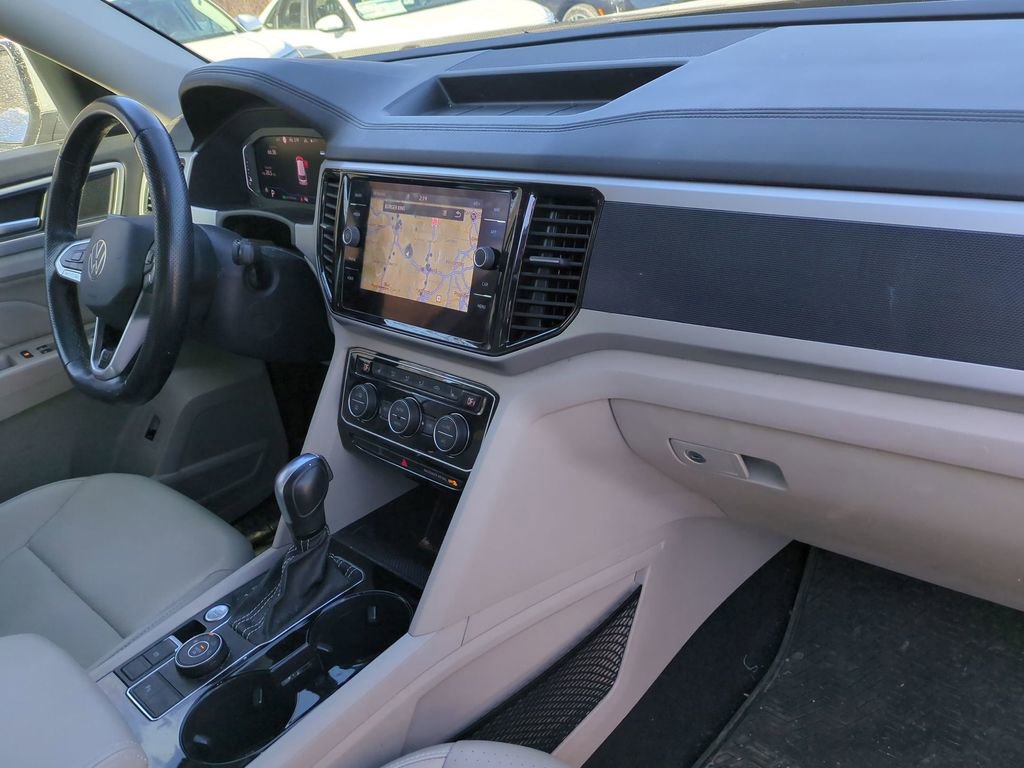Used 2021 Volkswagen Atlas SEL R-Line image 40