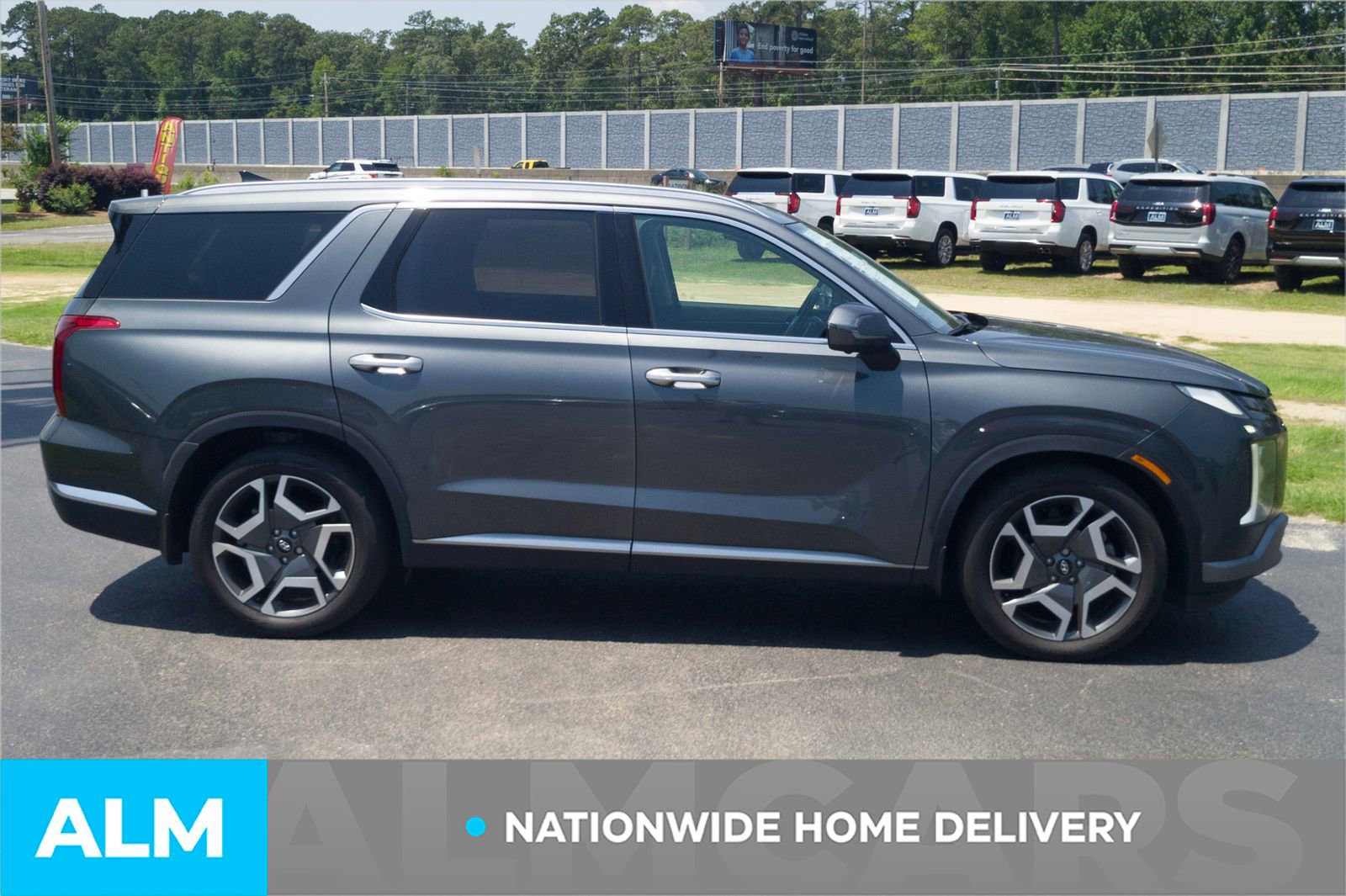 Used 2023 Hyundai Palisade Limited AWD/4WD image 5