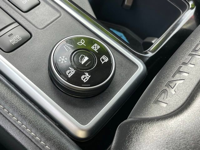 Certified 2023 Nissan Pathfinder SL AWD/4WD image 24