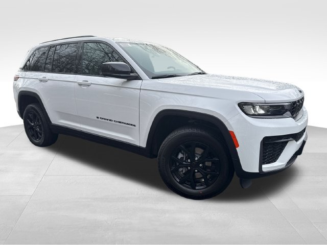 New 2026 Jeep Grand Cherokee Altitude AWD/4WD 360° Tour