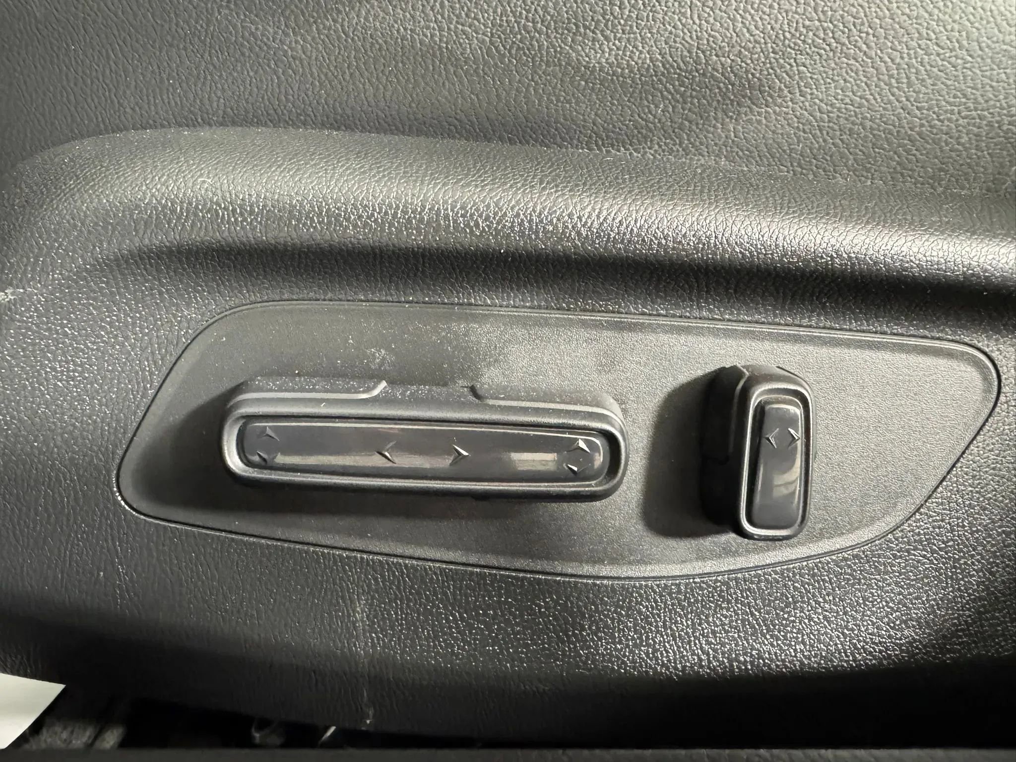 Used 2024 Honda Civic EX-L image 34