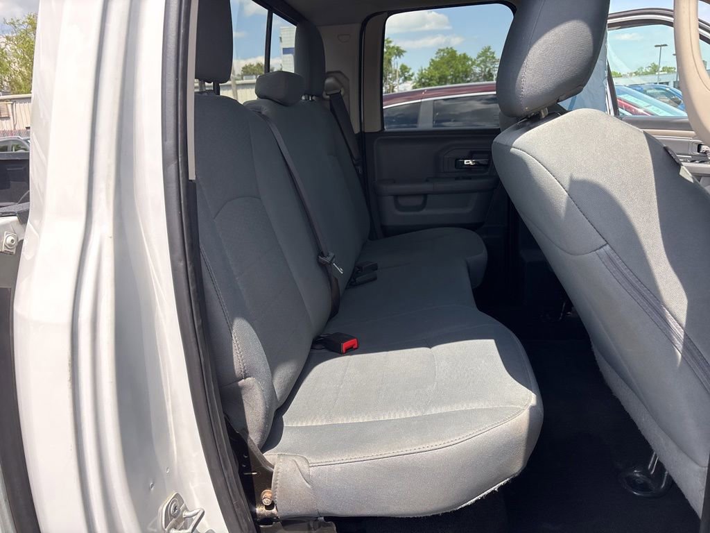 Used 2017 RAM 1500 Classic SLT AWD/4WD image 27