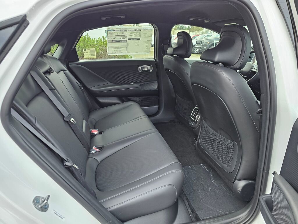 New 2025 Hyundai Ioniq 6 SEL image 12