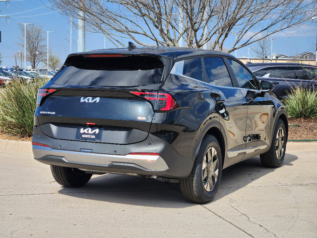 New 2026 Kia Sportage LX image 4