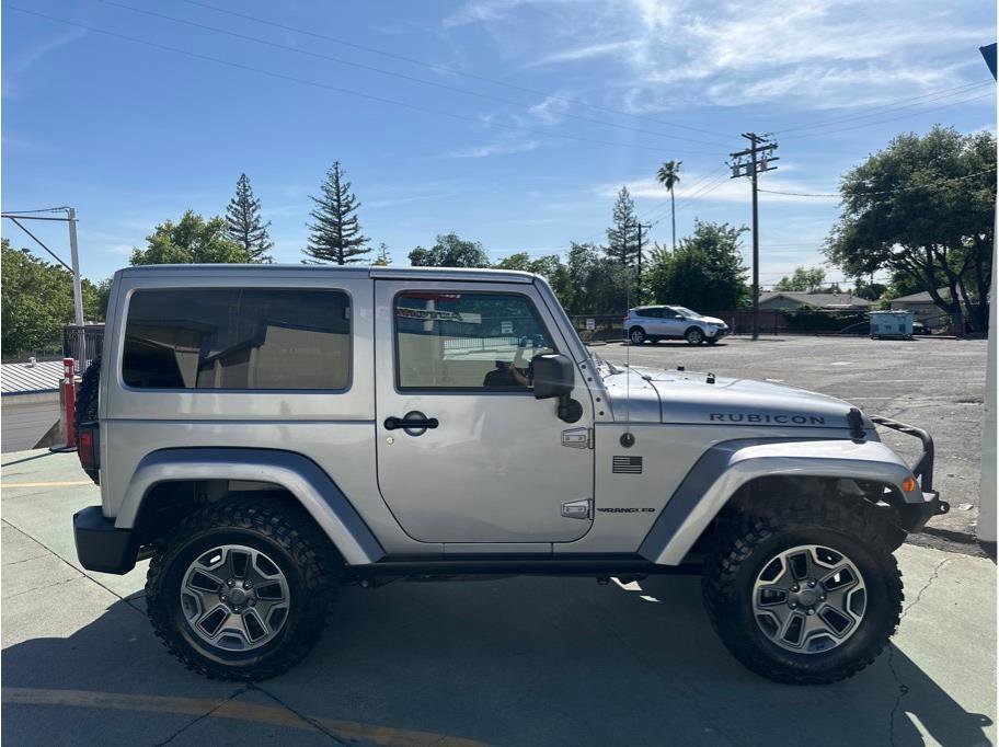 Used 2013 Jeep Wrangler Rubicon w/ PWR Convenience Group AWD/4WD image 4