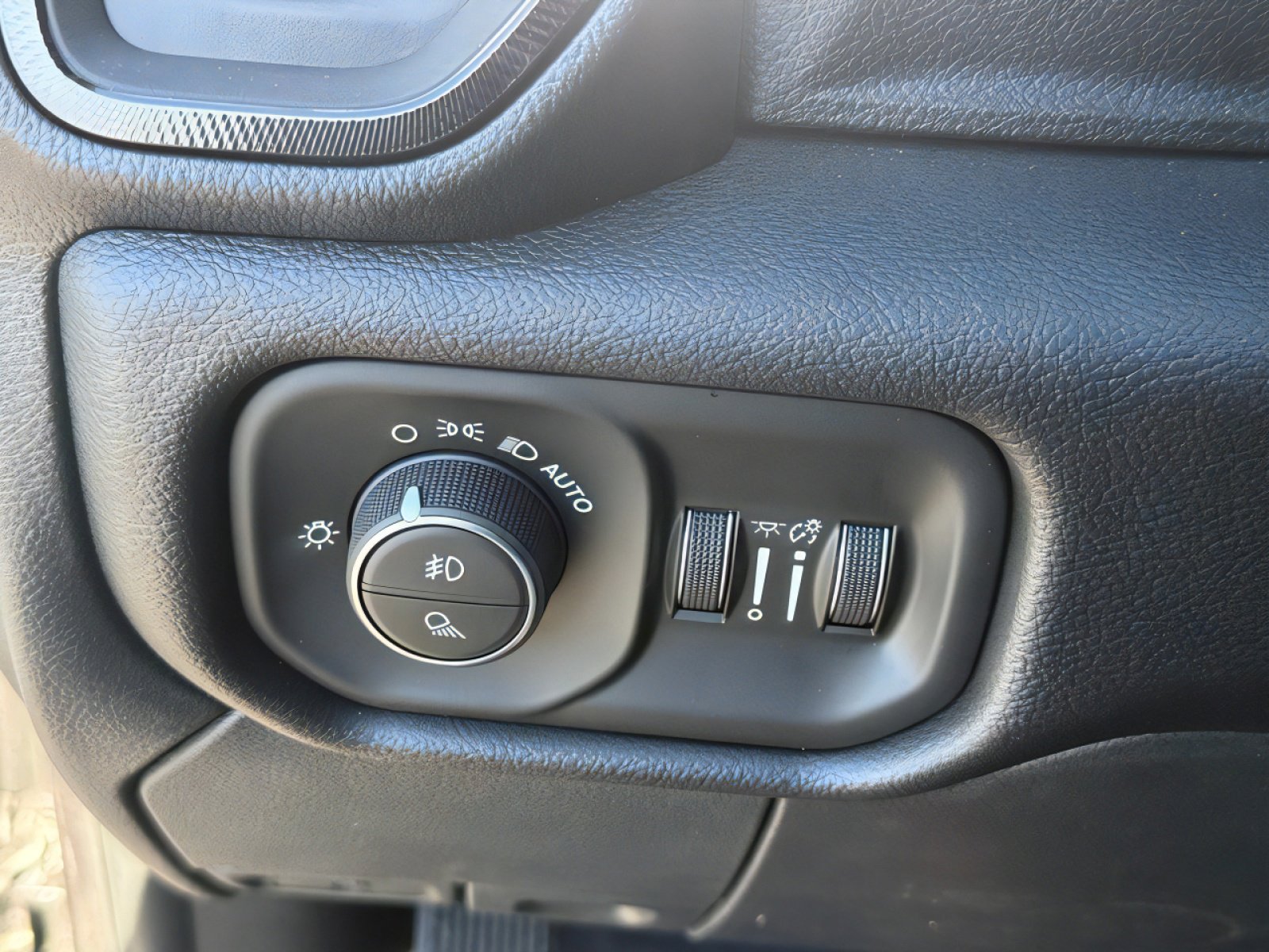 New 2026 RAM 2500 Rebel w/ Rebel Level 1 Equipment Group image 20