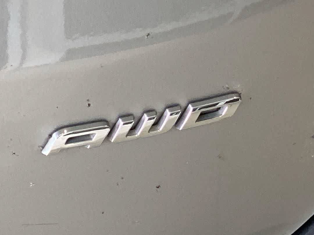 Used 2022 Ford Edge SEL AWD/4WD image 12