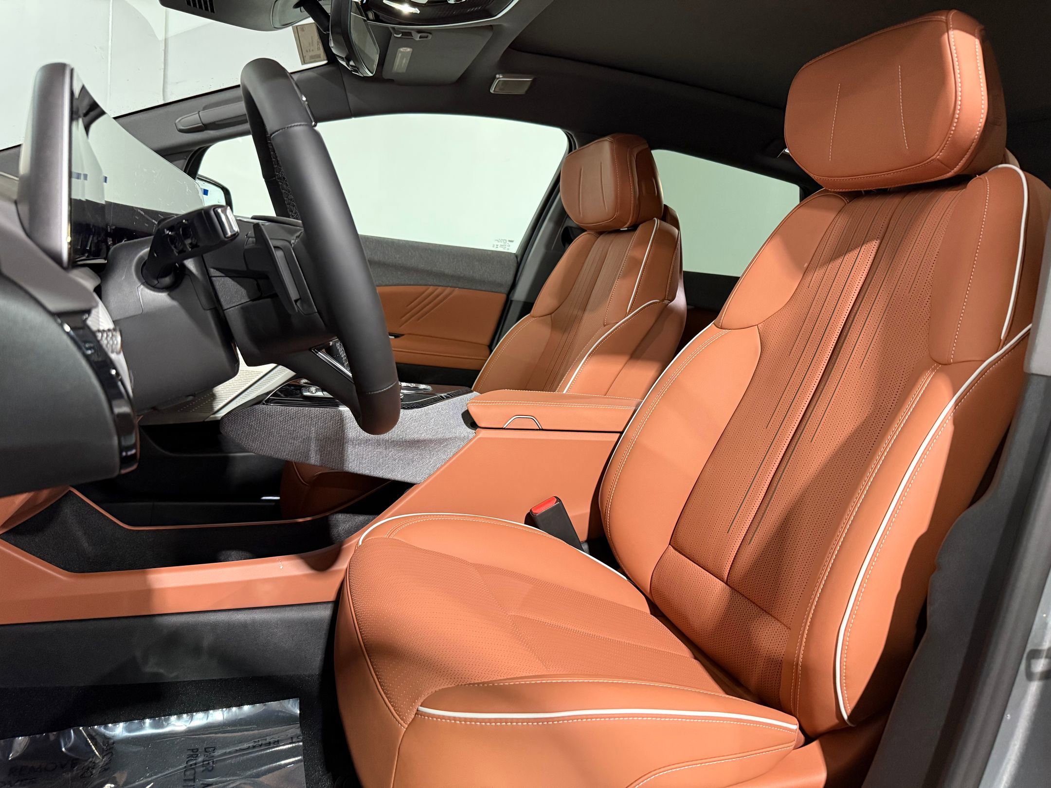 New 2026 Cadillac Optiq Luxury 2 image 5