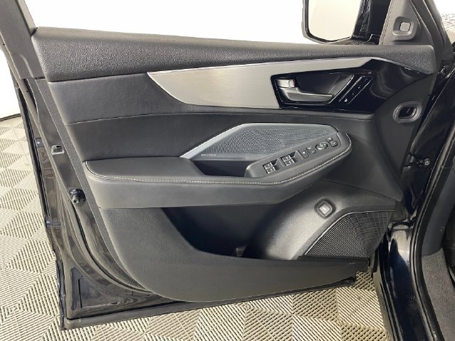 Used 2025 Acura MDX w/ Technology Package AWD/4WD image 16
