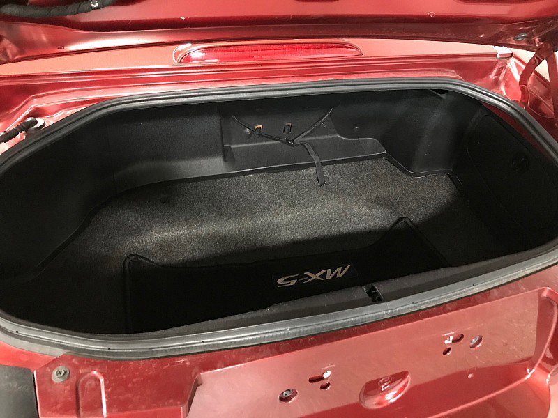 Used 2008 MAZDA MX-5 Miata Grand Touring w/ Premium Pkg RWD image 31