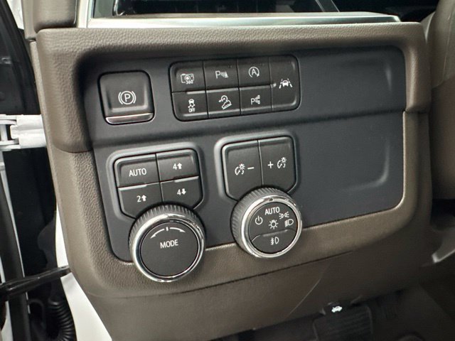 New 2026 Chevrolet Tahoe Z71 w/ Comfort Package AWD/4WD image 12