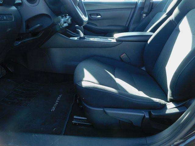 Used 2024 Nissan Sentra SV image 24