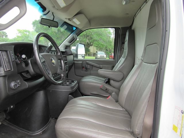 Used 2021 Chevrolet Express 3500 w/ Power Convenience Package RWD image 15