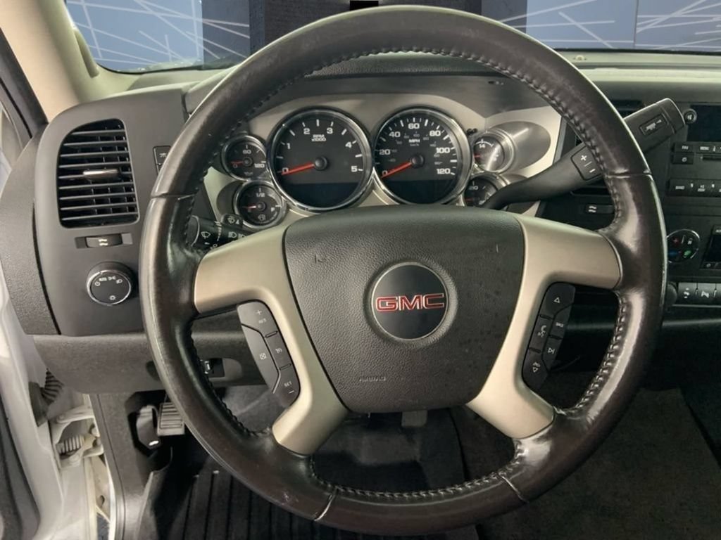 Used 2013 GMC Sierra 2500 SLE w/ SLE Preferred Package AWD/4WD image 25