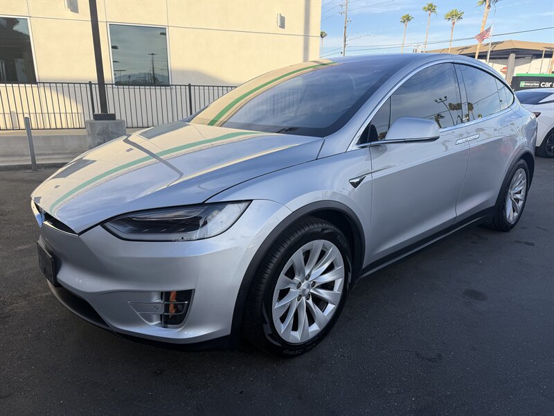 Used 2017 Tesla Model X 75D AWD/4WD image 1