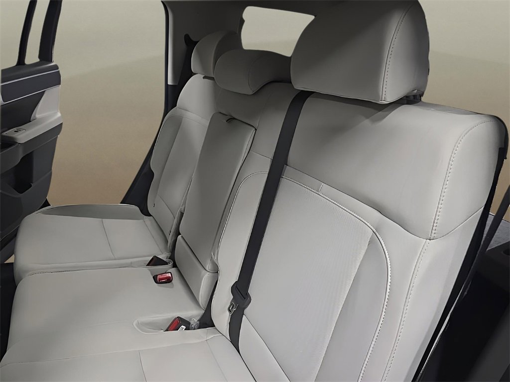 New 2026 Hyundai Santa Fe SE image 15