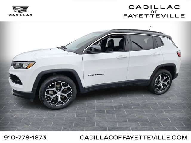 Used 2024 Jeep Compass Limited AWD/4WD image 1