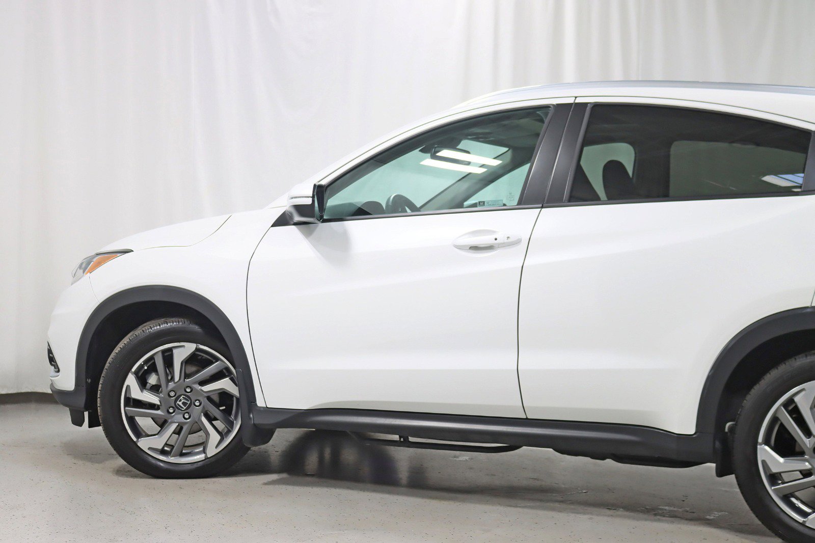 Used 2022 Honda HR-V EX-L image 11