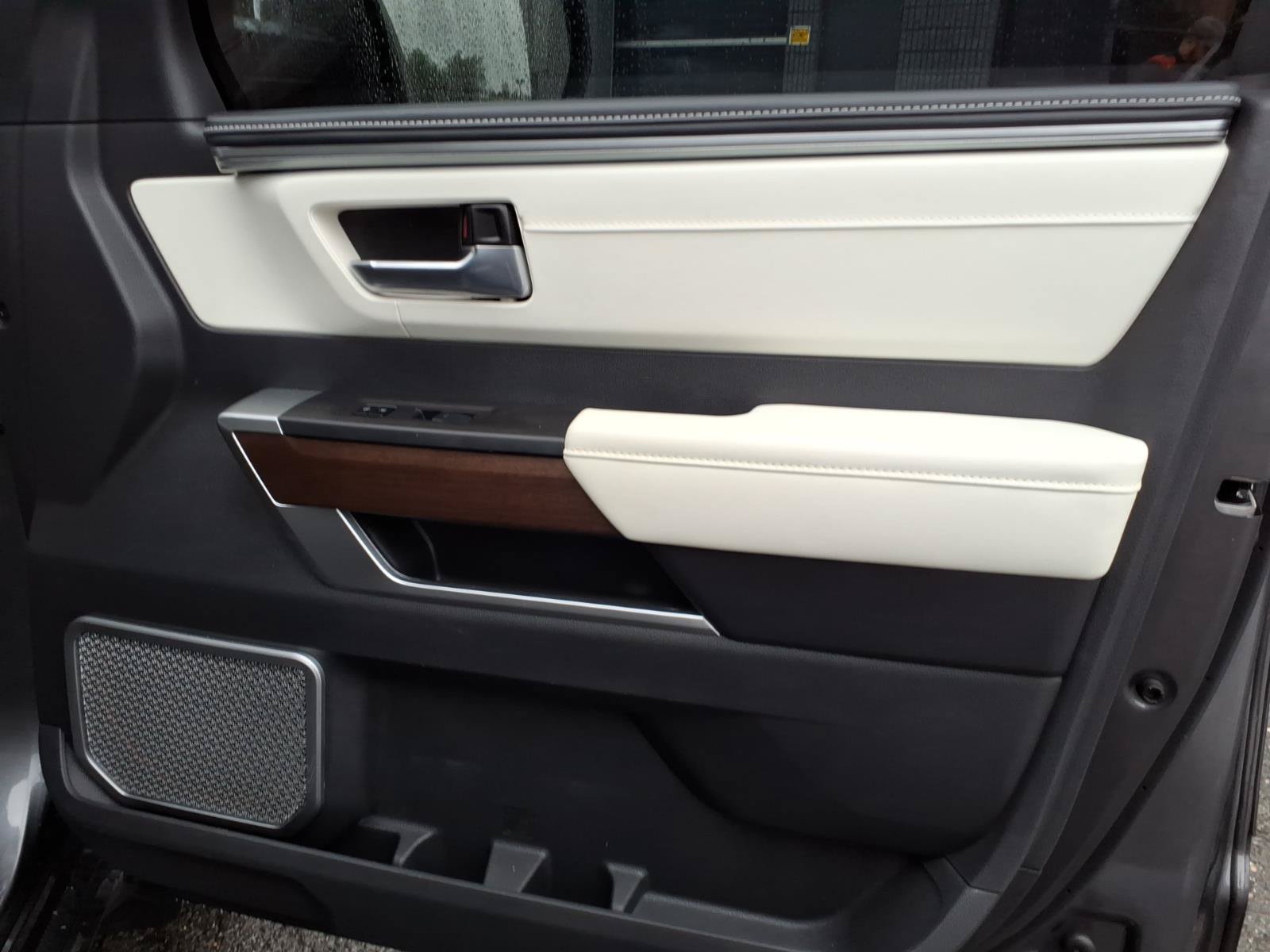 Certified 2024 Toyota Sequoia Capstone AWD/4WD image 8