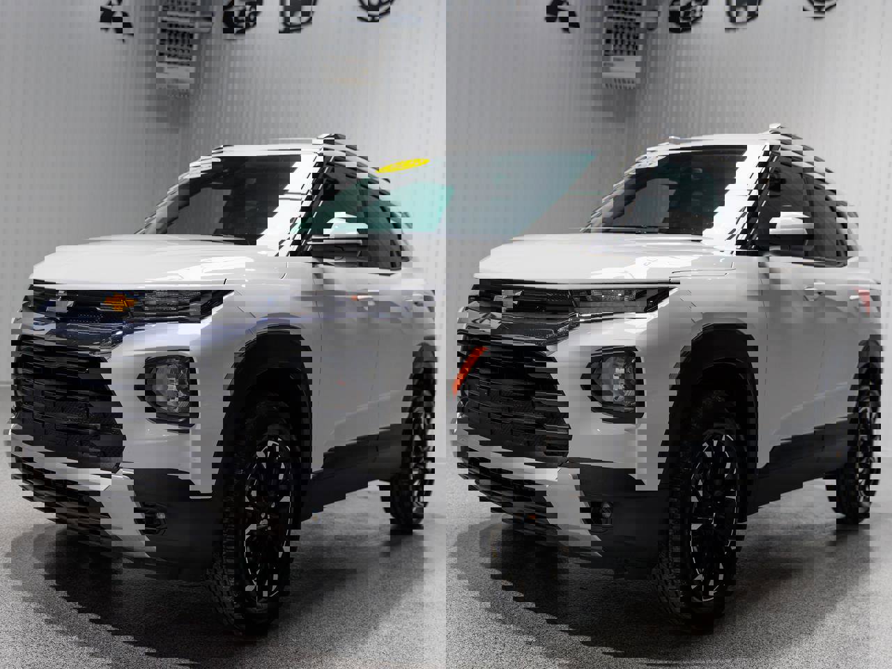 Used 2023 Chevrolet TrailBlazer LT image 2