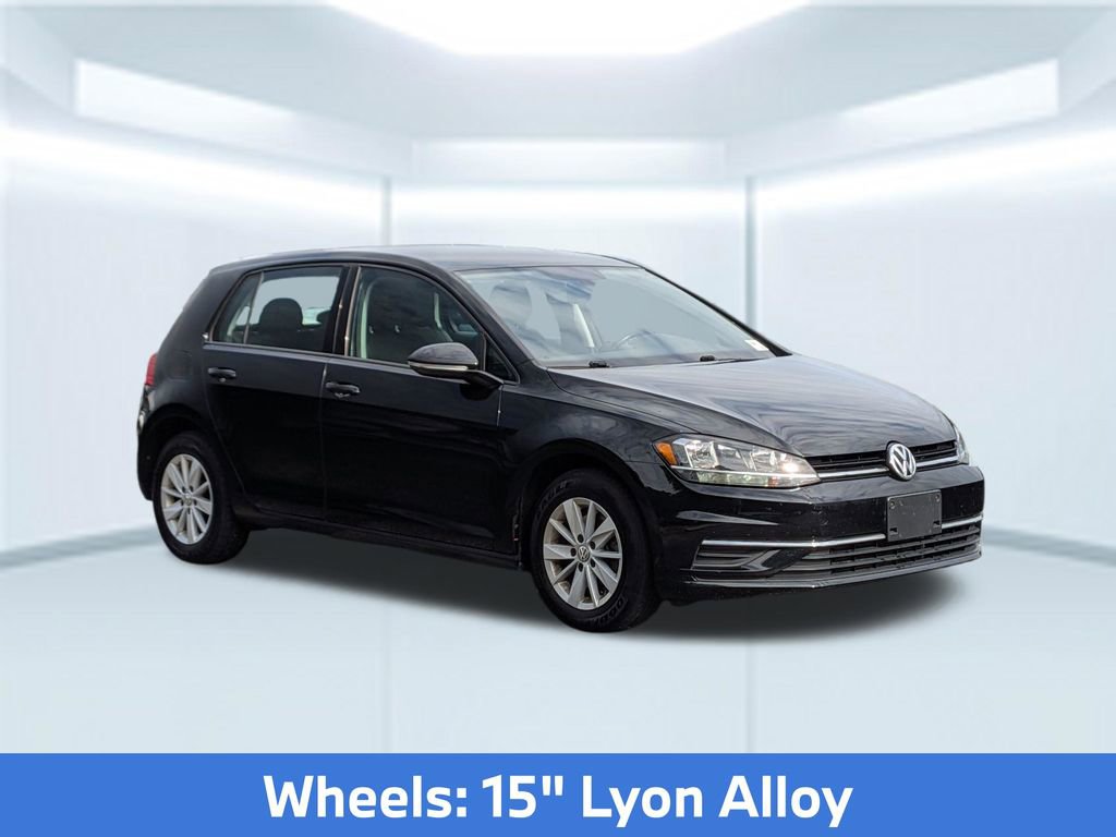 Used 2018 Volkswagen Golf S FWD image 9