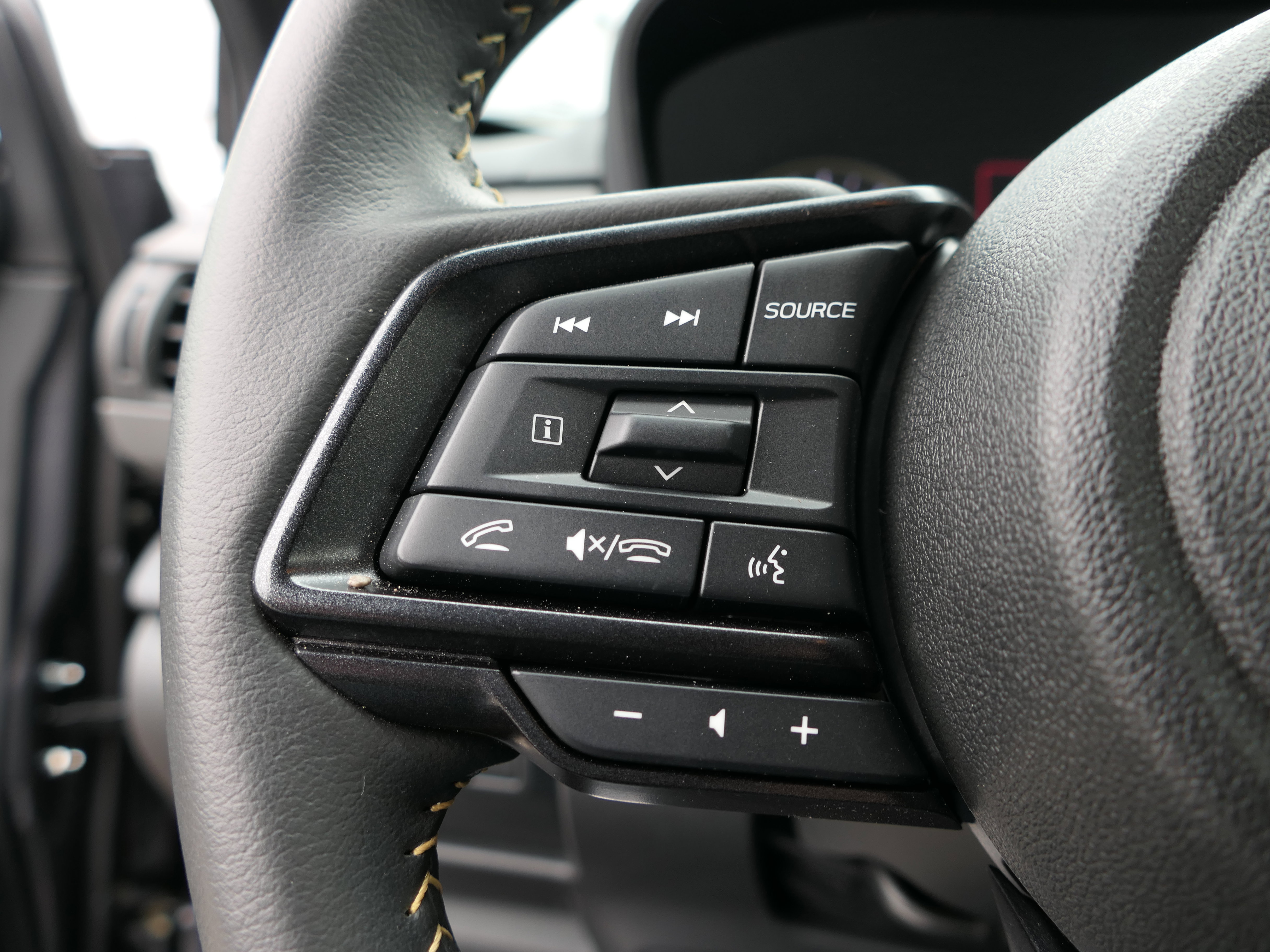 Certified 2025 Subaru Crosstrek 2.5i Sport w/ Crosstrek Mirror Package AWD/4WD image 14