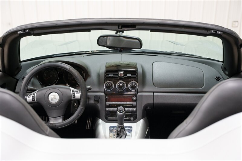 Used 2008 Saturn Sky w/ Premium Trim Package RWD image 12