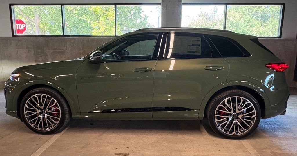 New 2026 Audi SQ5 Premium Plus AWD/4WD image 2