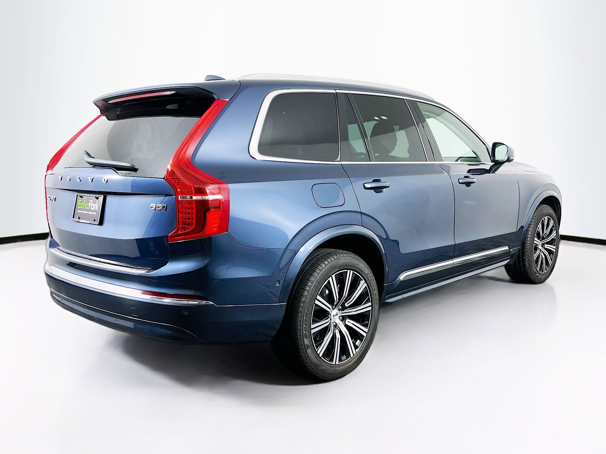 Used 2024 Volvo XC90 B5 Plus image 9