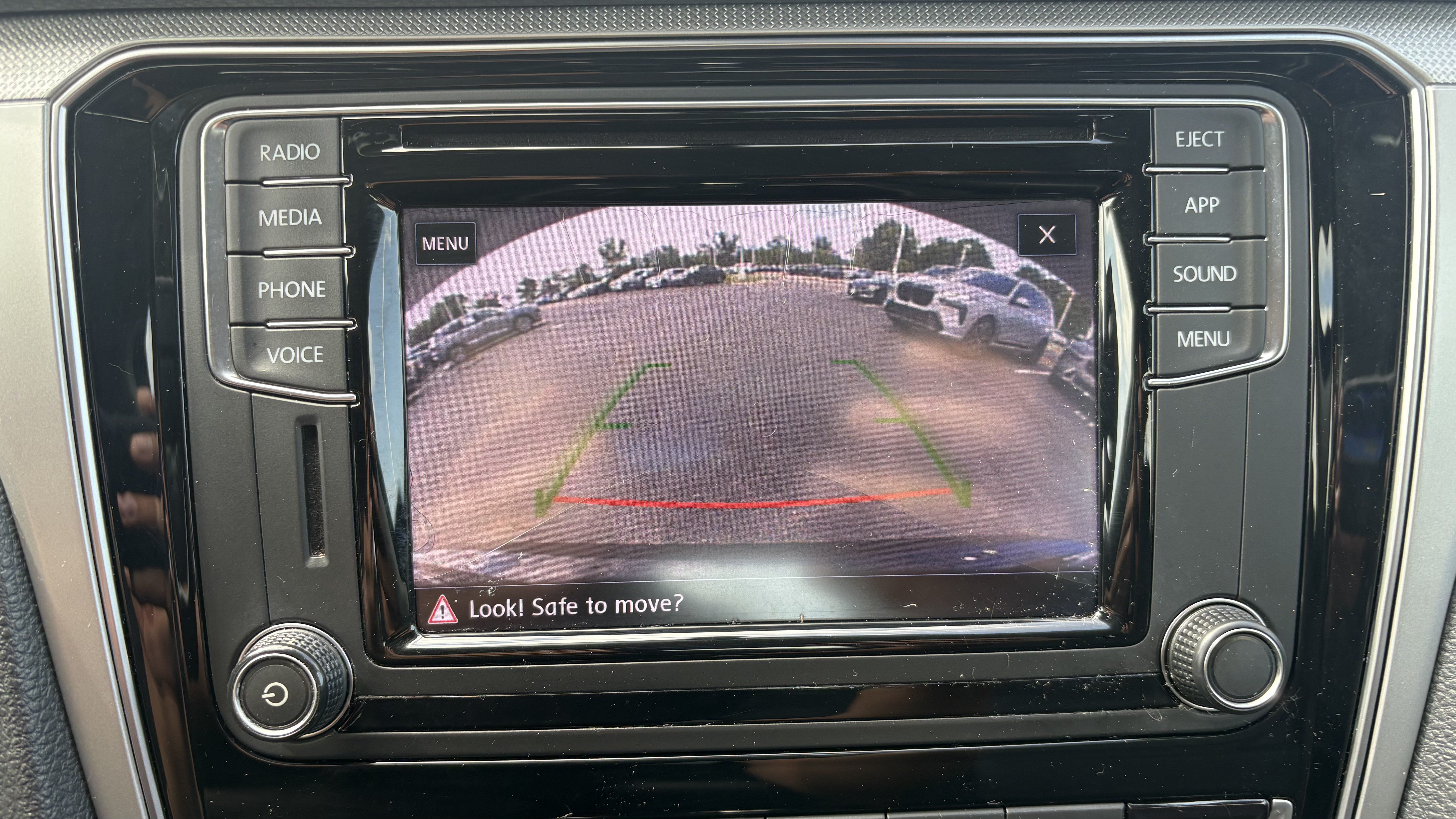 Used 2019 Volkswagen Passat 2.0T Wolfsburg w/ Wheels & Sunroof Package FWD image 26