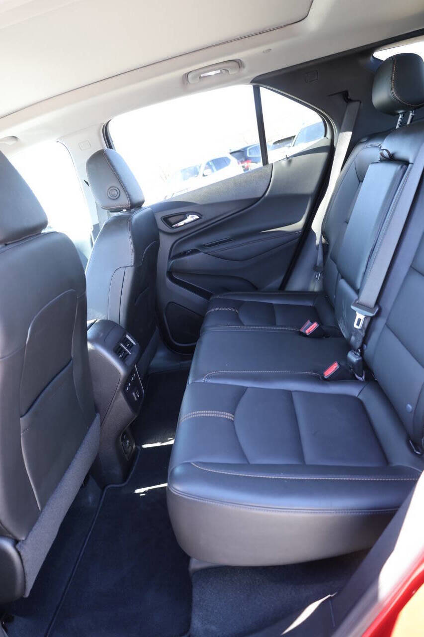 Used 2024 Chevrolet Equinox Premier image 17
