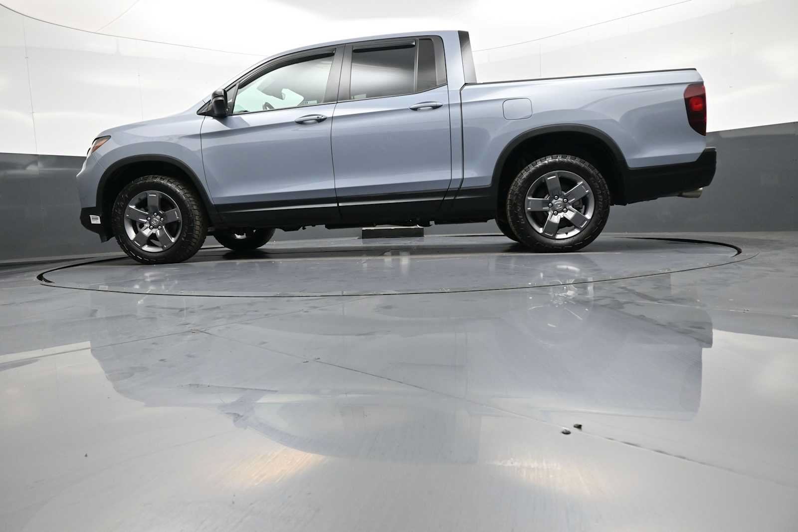 Certified 2024 Honda Ridgeline TrailSport image 33