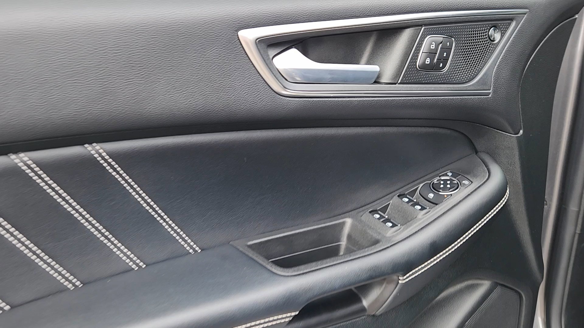Used 2023 Ford Edge ST AWD/4WD image 30