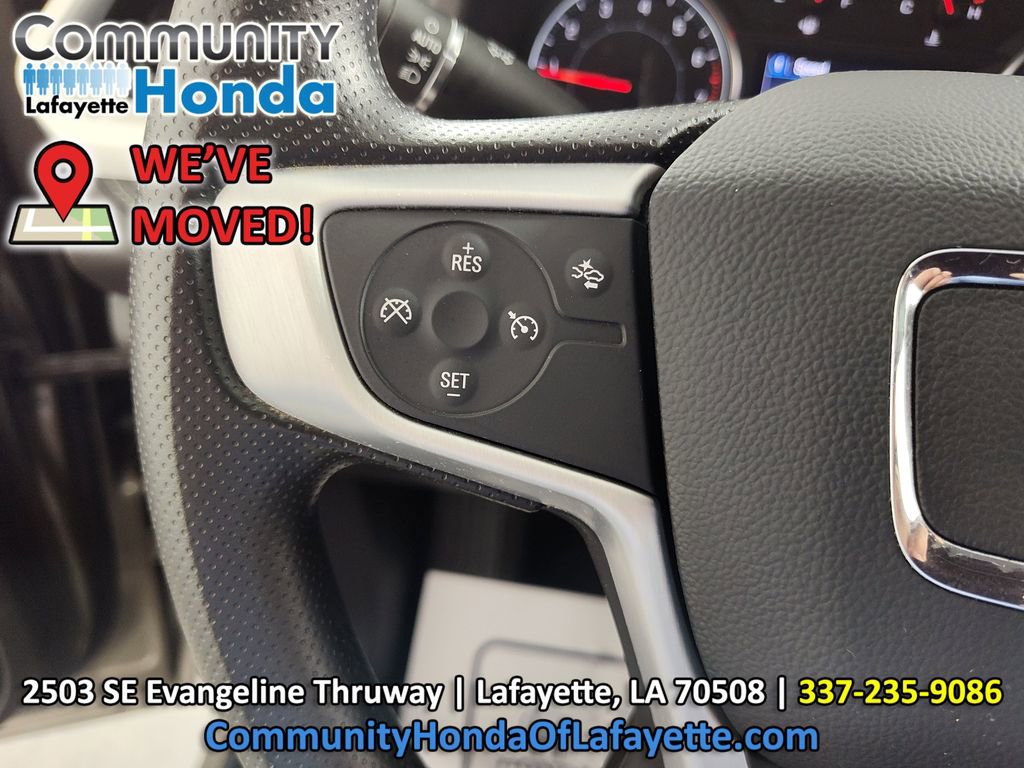 Used 2023 GMC Acadia SLE FWD image 25