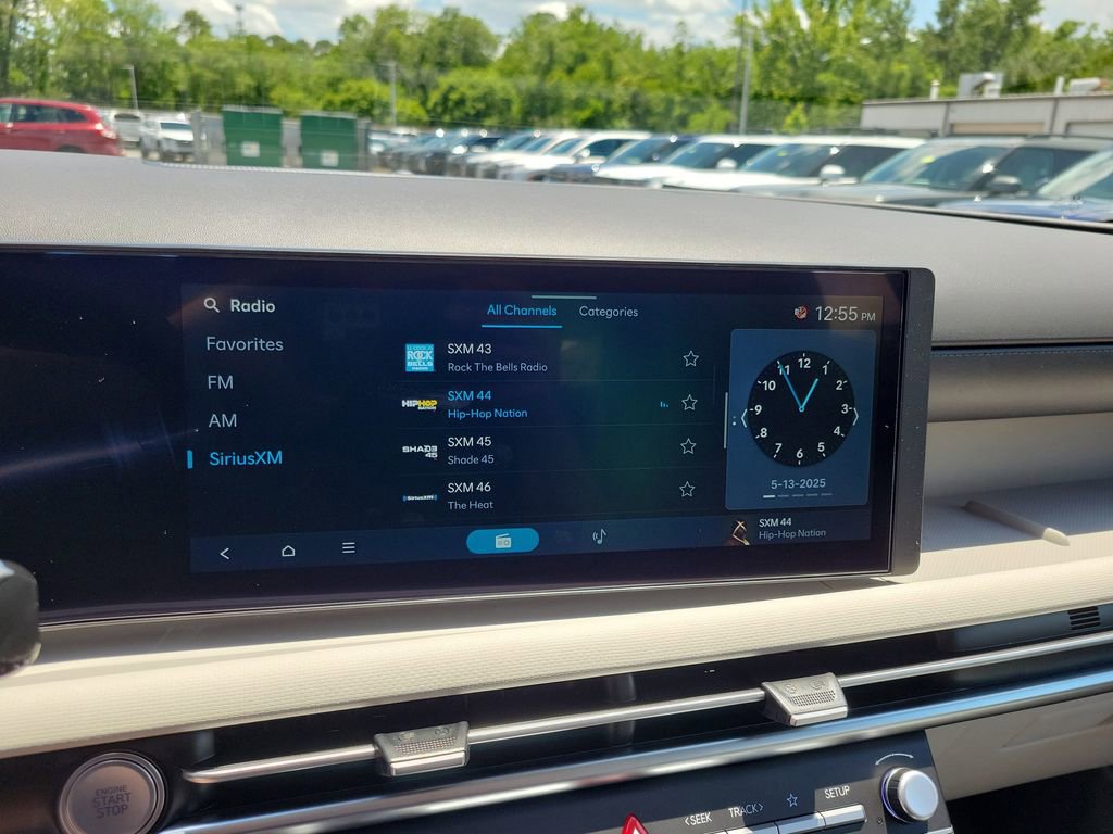 Used 2025 Hyundai Tucson SE image 22