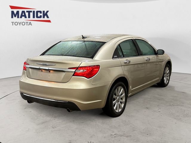 Used 2014 Chrysler 200 Limited image 7