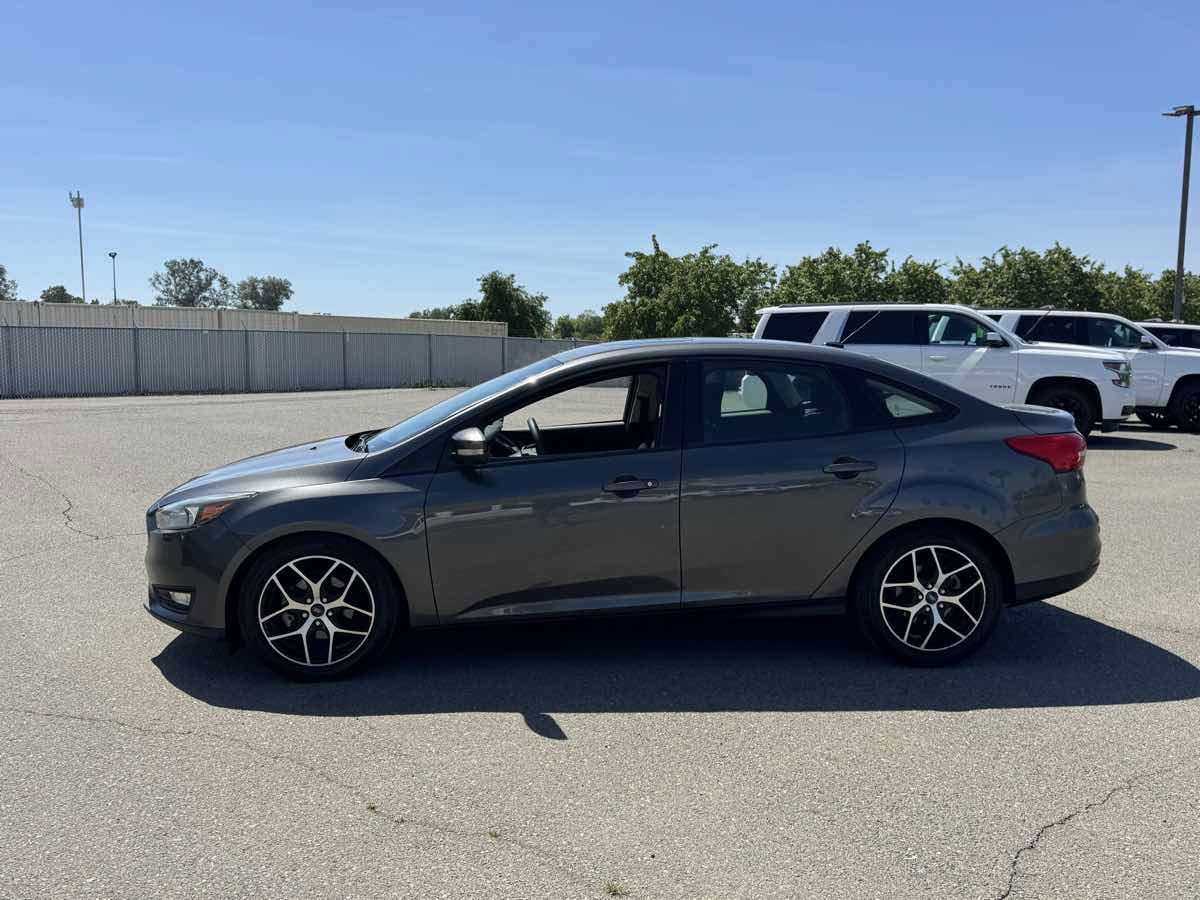 Used 2018 Ford Focus SEL image 6