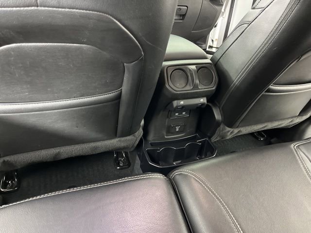 Used 2022 Jeep Wrangler Unlimited Sahara w/ Cold Weather Group image 42
