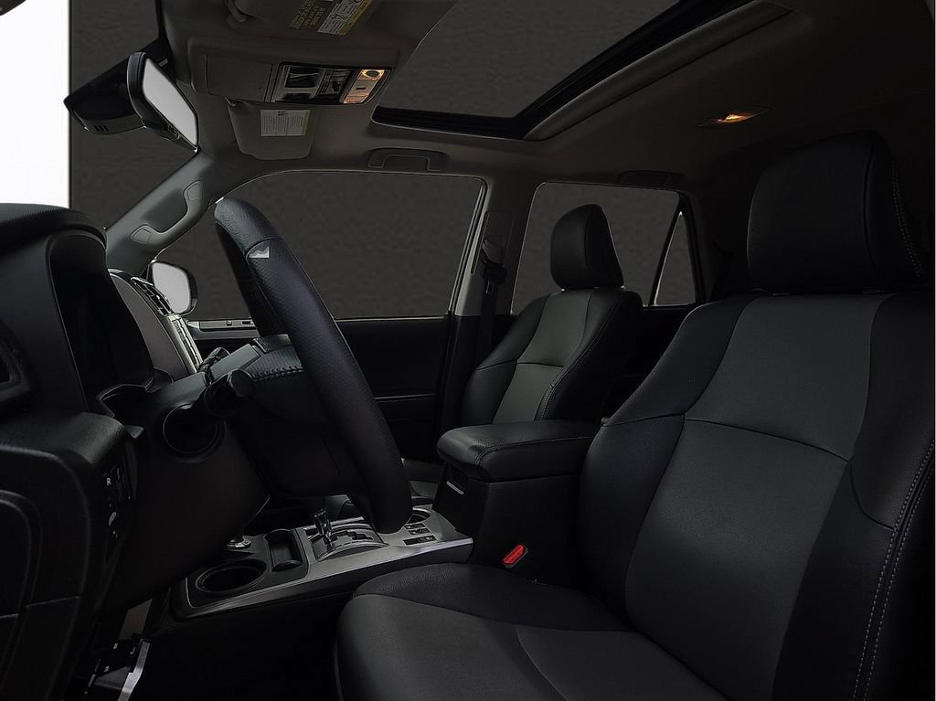 Used 2021 Toyota 4Runner SR5 Premium w/ Moonroof Package AWD/4WD image 12