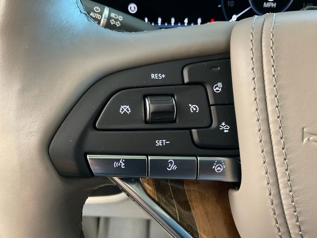 Used 2021 Cadillac Escalade Sport Platinum image 13