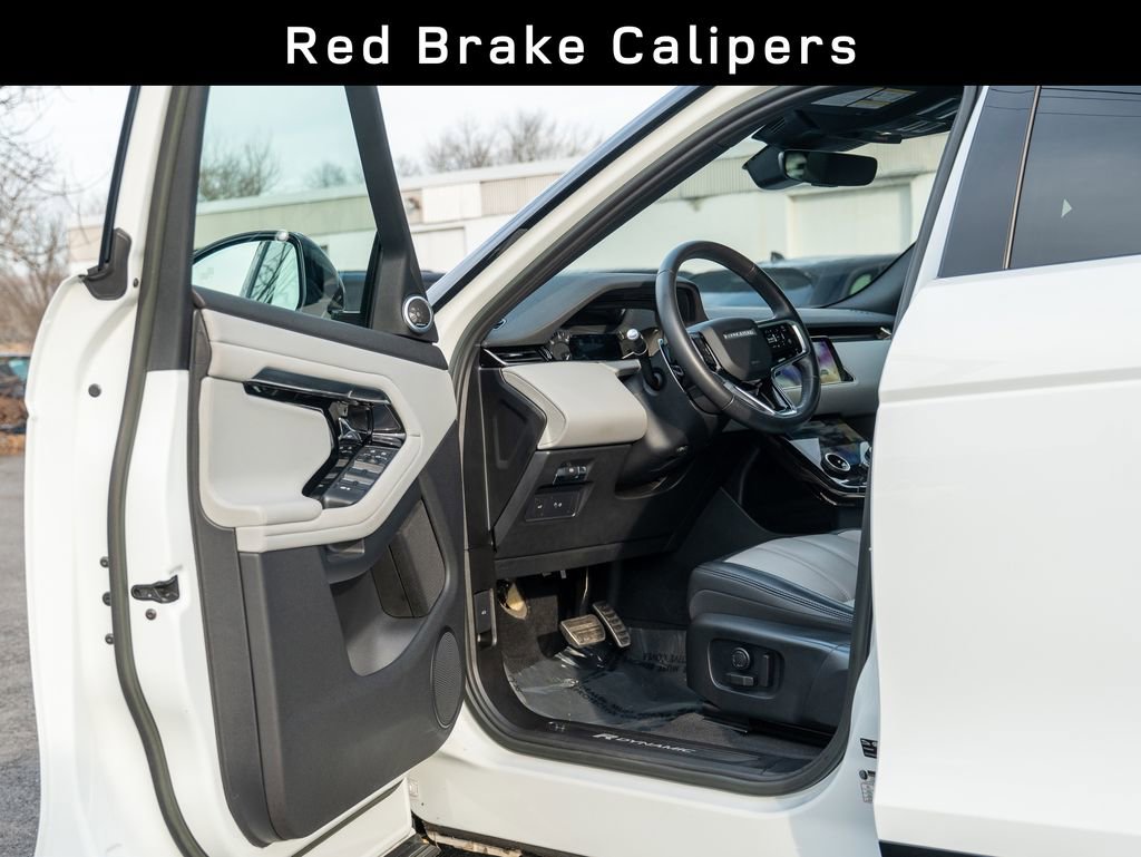 Used 2023 Land Rover Range Rover Evoque R-Dynamic S image 9