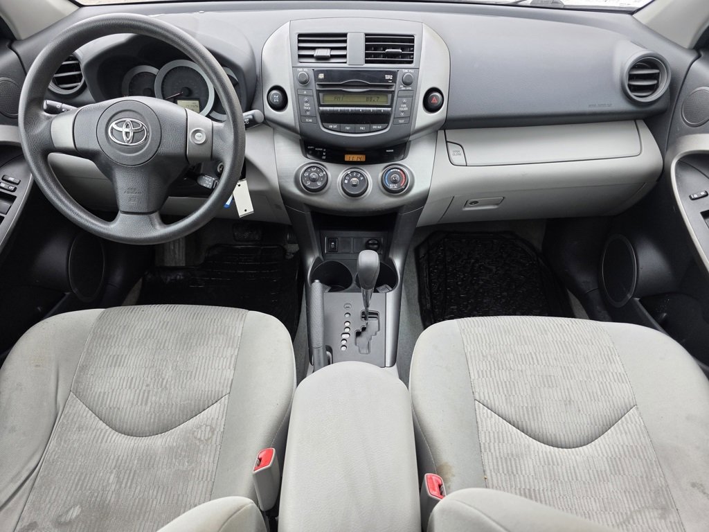 Used 2011 Toyota RAV4 4WD image 21