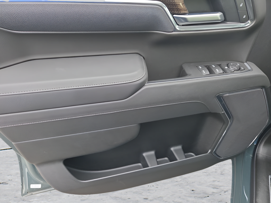 New 2025 Chevrolet Silverado 1500 LT AWD/4WD image 13