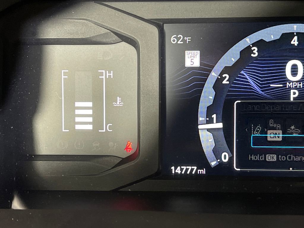 Certified 2024 Toyota Tacoma SR5 image 19