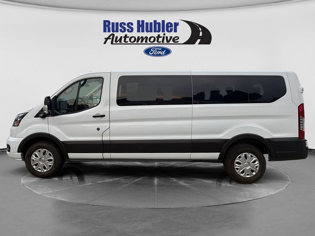 Used 2023 Ford Transit 350 XLT RWD image 2