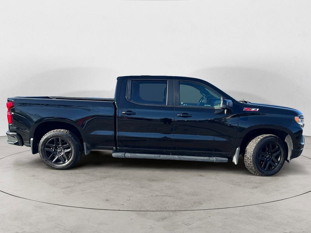 Used 2023 Chevrolet Silverado 1500 RST image 2