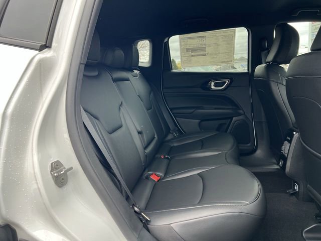 Used 2026 Jeep Compass Limited image 18