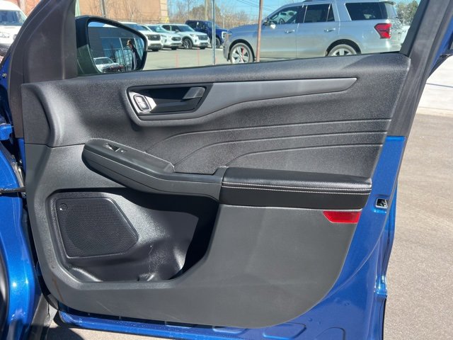 Used 2023 Ford Escape Active w/ Cold Weather Package image 10